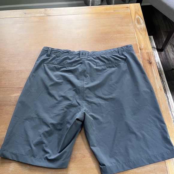 FootJoy FJ Golf Shorts Mens 38 Gray Performance Stretch Grey Chino 9” Inseam - Picture 2 of 9